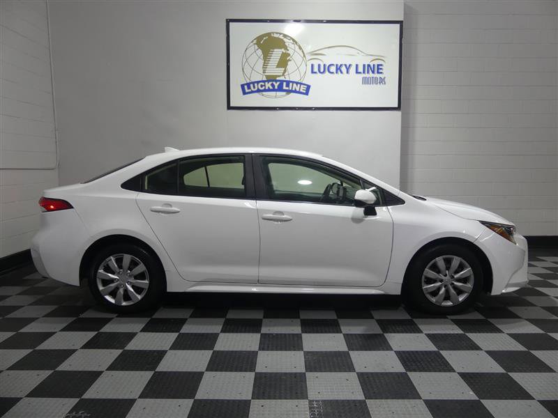 Used 2022 Toyota Corolla LE image 6