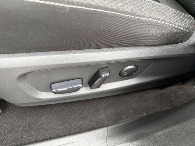 Certified 2024 Nissan Pathfinder SV FWD image 19