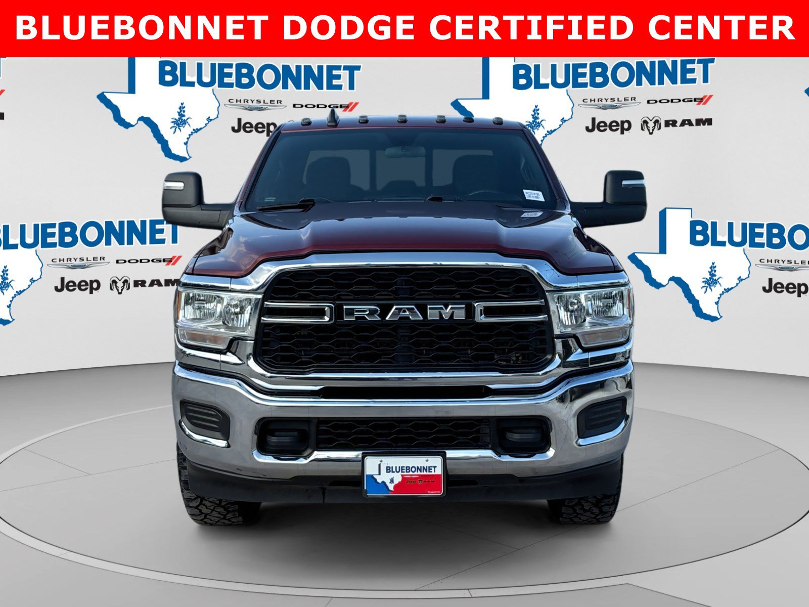 Used 2024 RAM 2500 Tradesman w/ Chrome Appearance Group AWD/4WD image 2