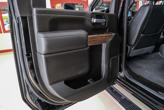 Used 2022 Chevrolet Silverado 3500 High Country w/ Technology Package AWD/4WD image 47