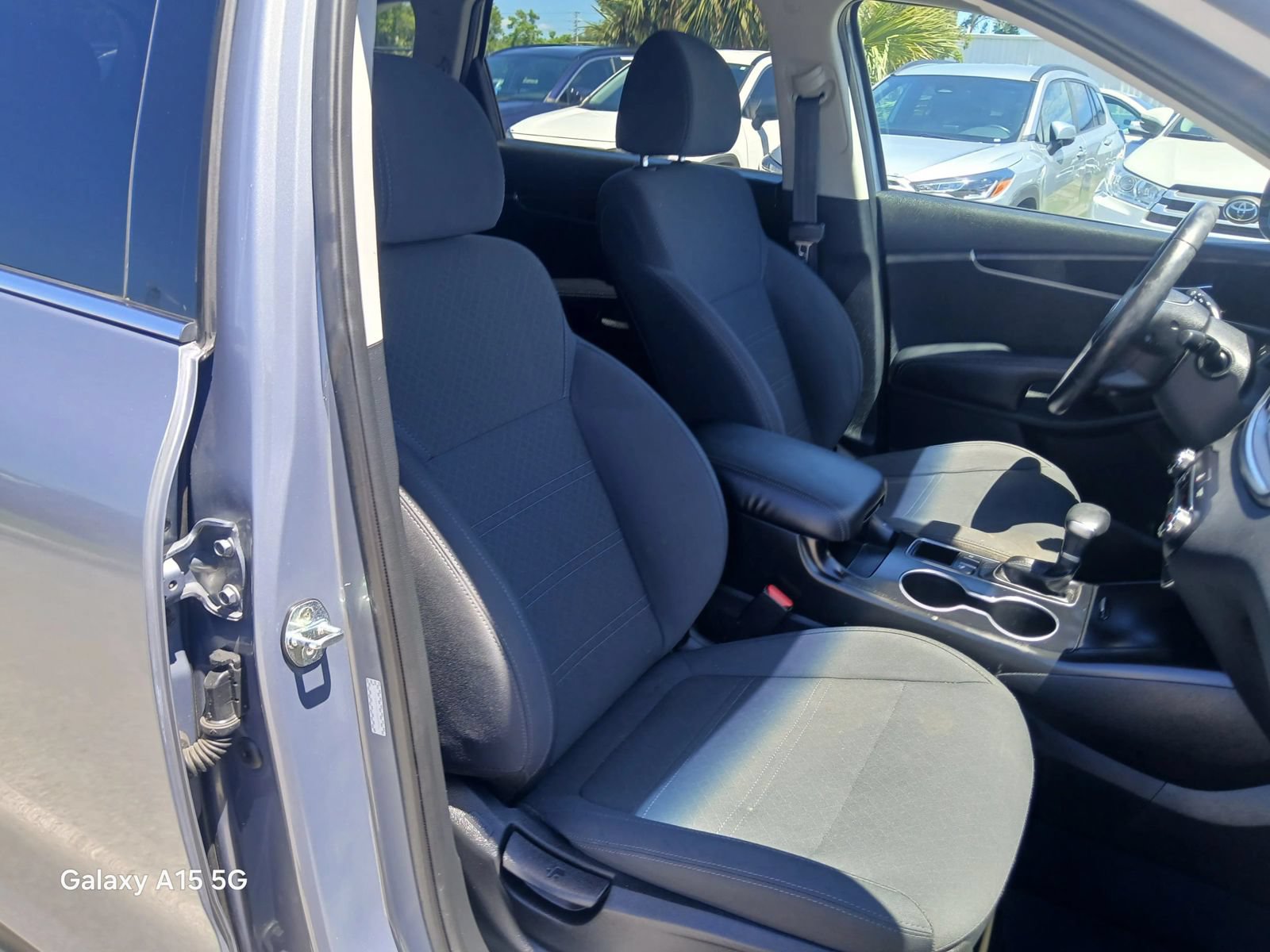 Used 2020 Kia Sorento S FWD image 30