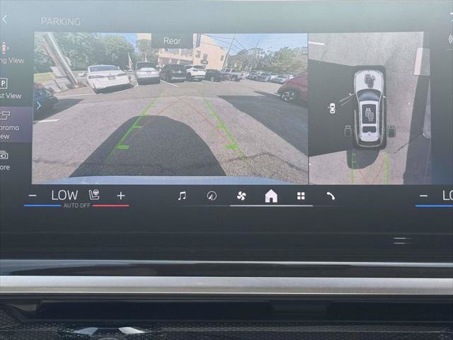 Used 2025 BMW X7 xDrive40i AWD/4WD image 26