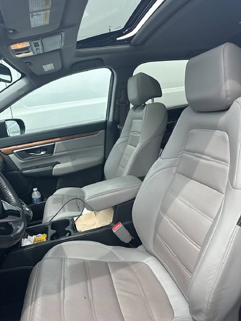 Used 2019 Honda CR-V Touring image 6