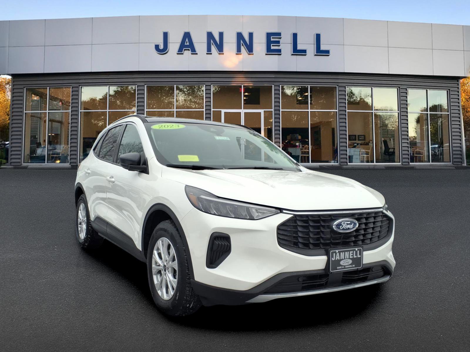 Used 2023 Ford Escape Active w/ Tech Pack #1 image 3