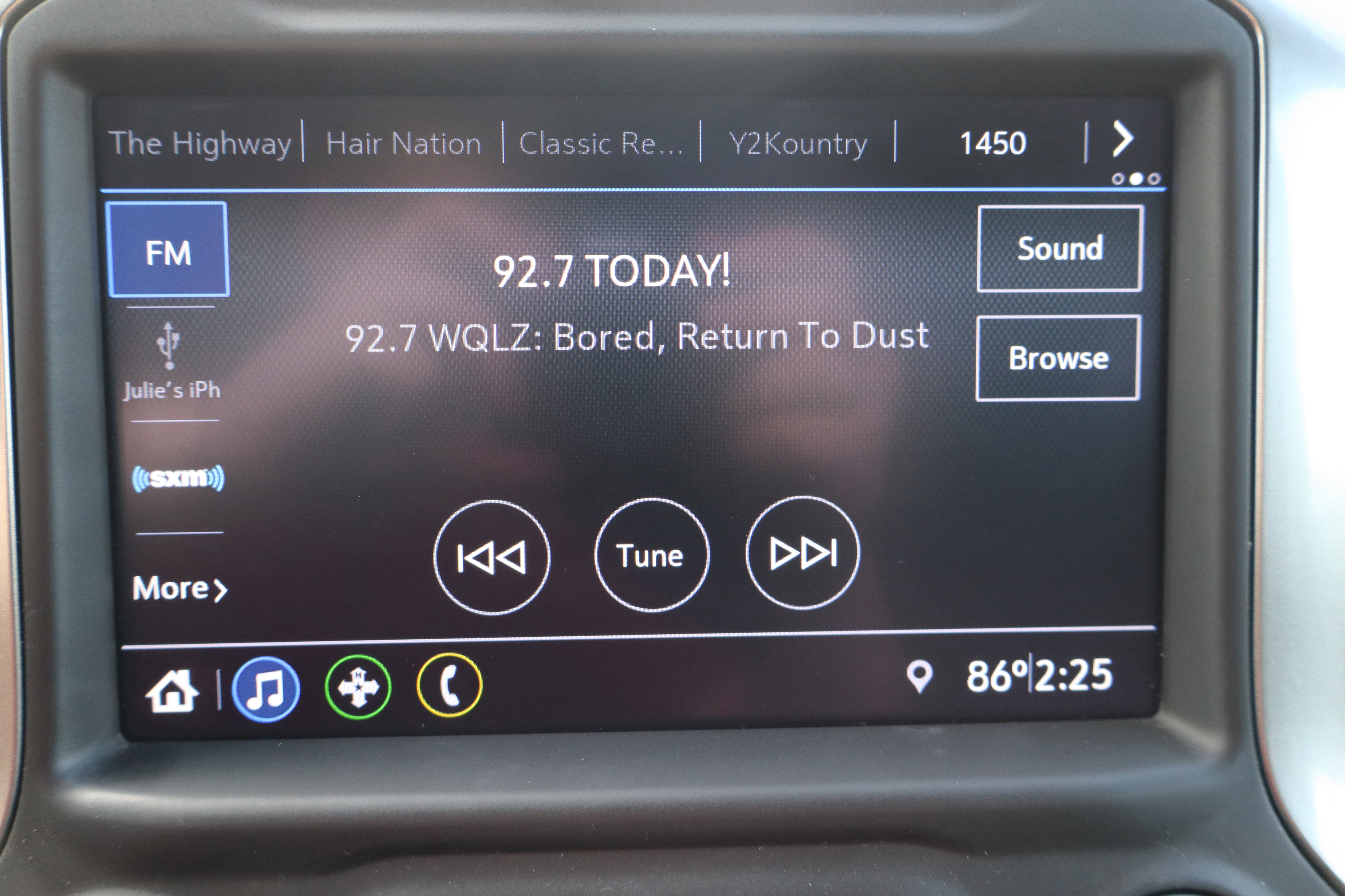 Used 2022 Chevrolet Silverado 1500 LT image 19