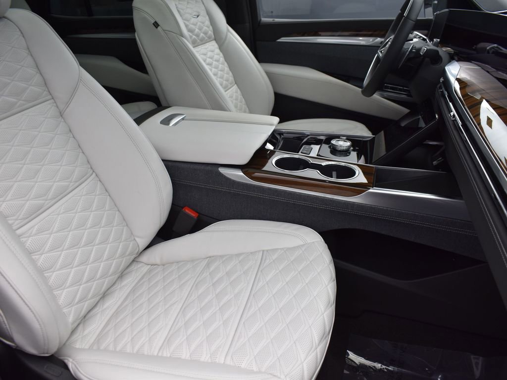 Certified 2026 Cadillac Escalade Platinum Sport w/ LPO, ONYX Package image 40