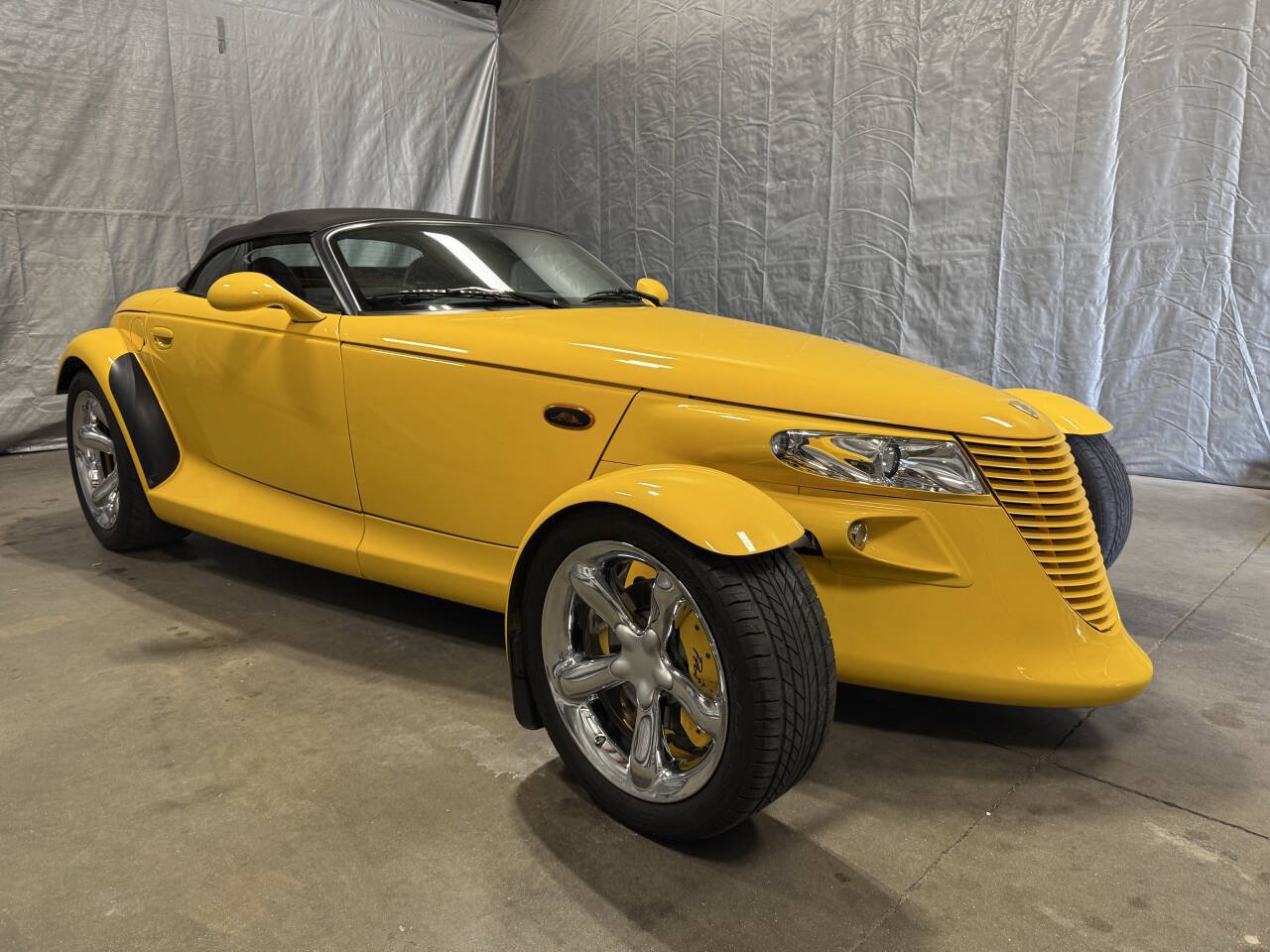 Used 1999 Plymouth Prowler RWD image 1