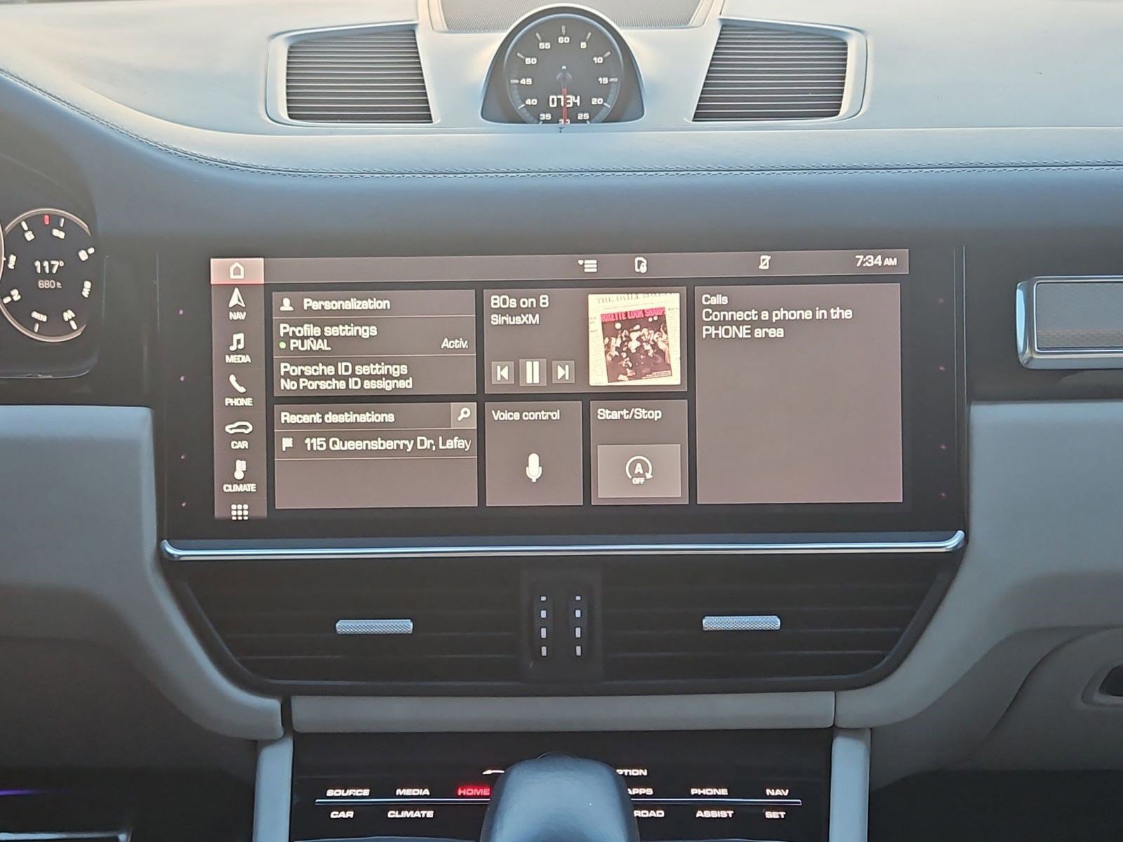 Certified 2021 Porsche Cayenne S image 16