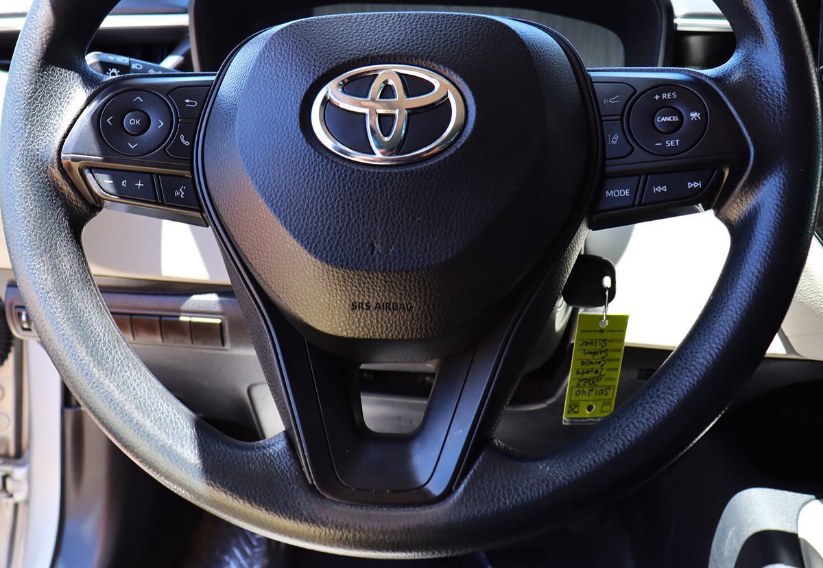 Used 2022 Toyota Corolla LE w/ Carpet Mat Package (TMS) FWD image 55