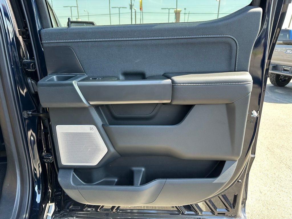 New 2025 Ford F150 Lariat w/ Equipment Group 502A High image 21