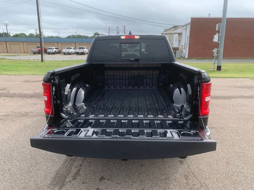 New 2026 RAM 1500 Big Horn AWD/4WD image 26