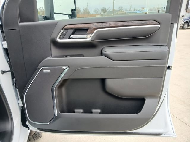 New 2026 GMC Sierra 2500 SLT w/ SLT Premium Package image 15