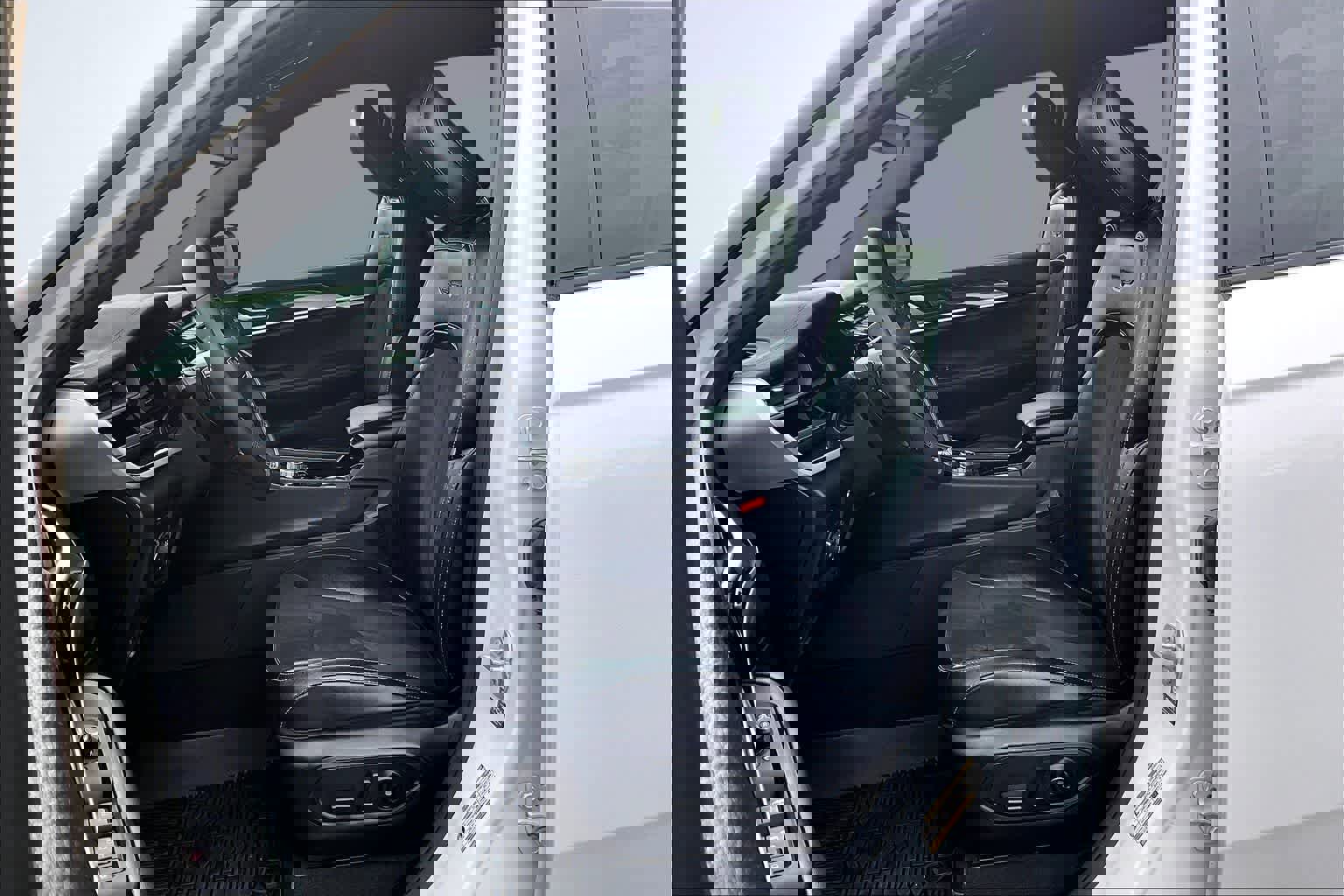 Used 2023 Jeep Grand Cherokee Trailhawk image 11