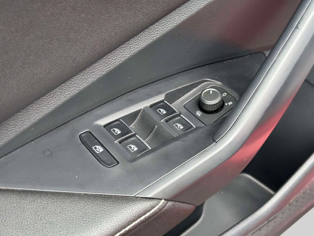 Used 2025 Volkswagen Jetta Sport image 16