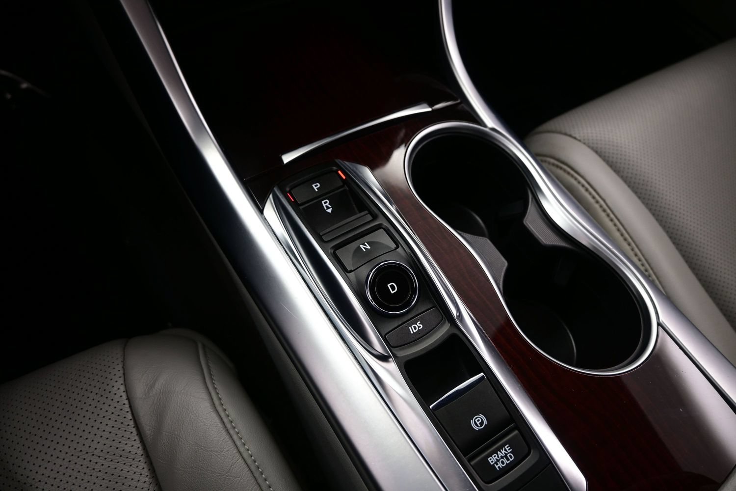 Used 2015 Acura TLX w/ Technology Package FWD image 21