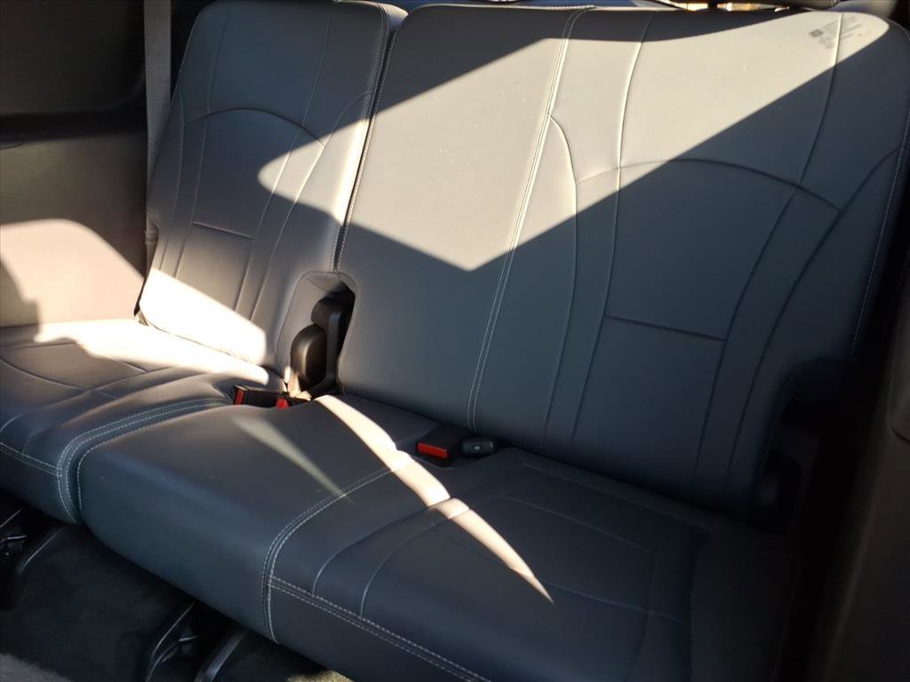 Used 2021 Buick Enclave Essence w/ Sound and Sites Package image 11