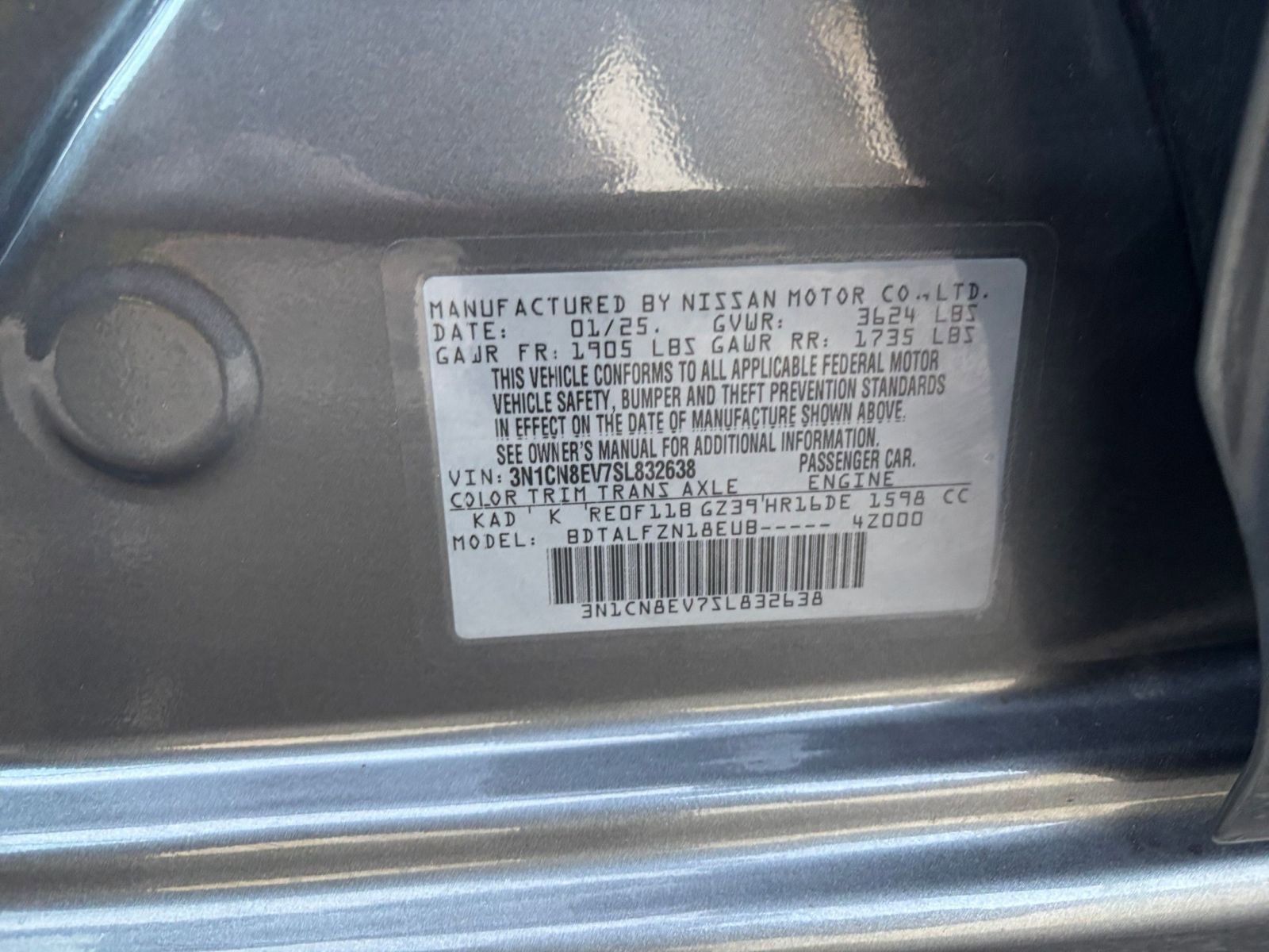 Used 2025 Nissan Versa SV image 27