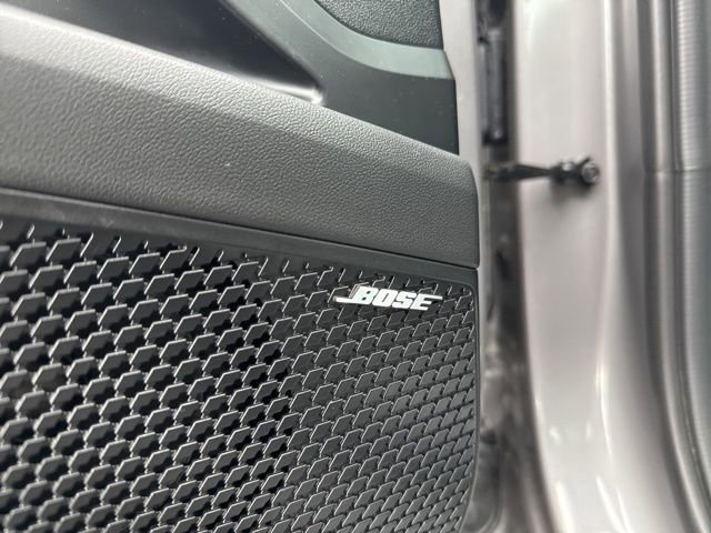 Used 2024 Hyundai Elantra Limited image 29