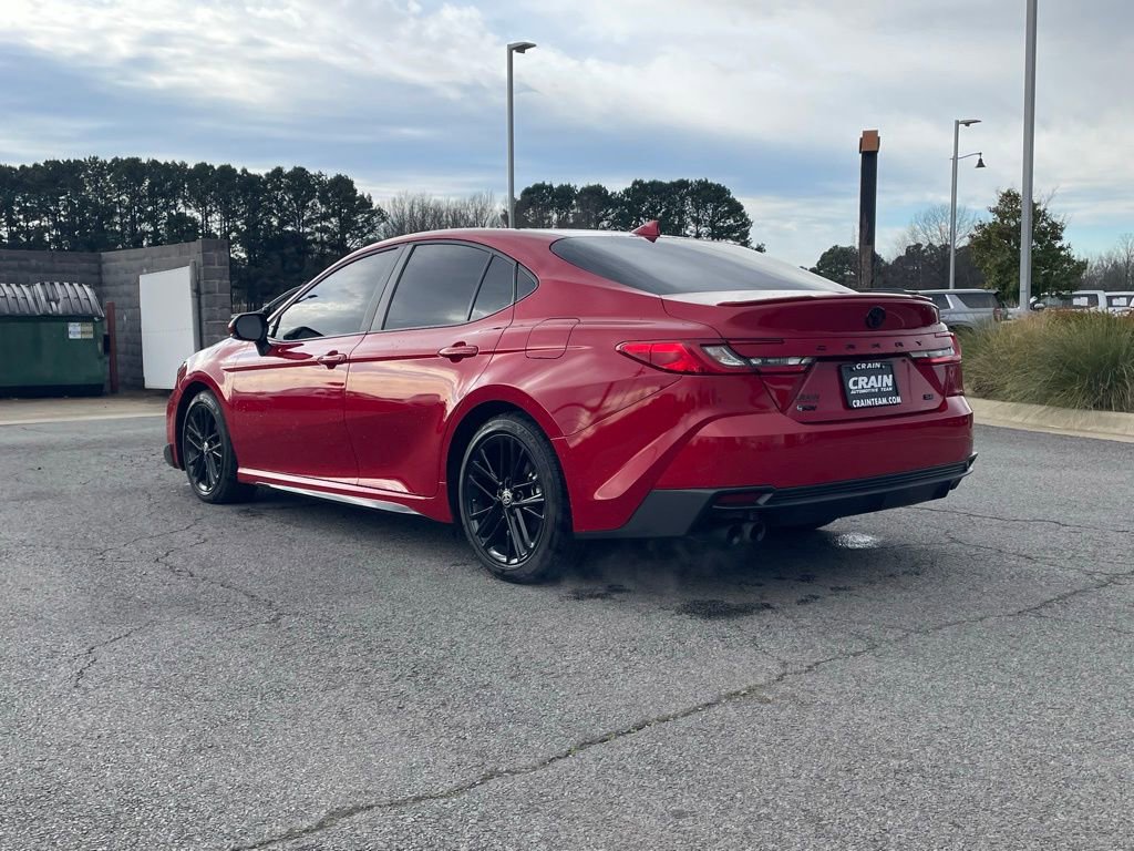 Used 2025 Toyota Camry SE w/ Convenience Package image 5