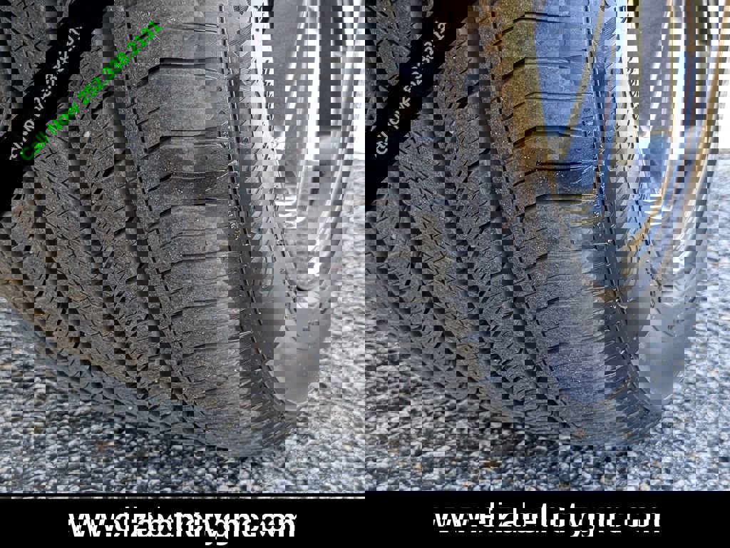 Used 2025 Buick Envision Sport Touring image 13