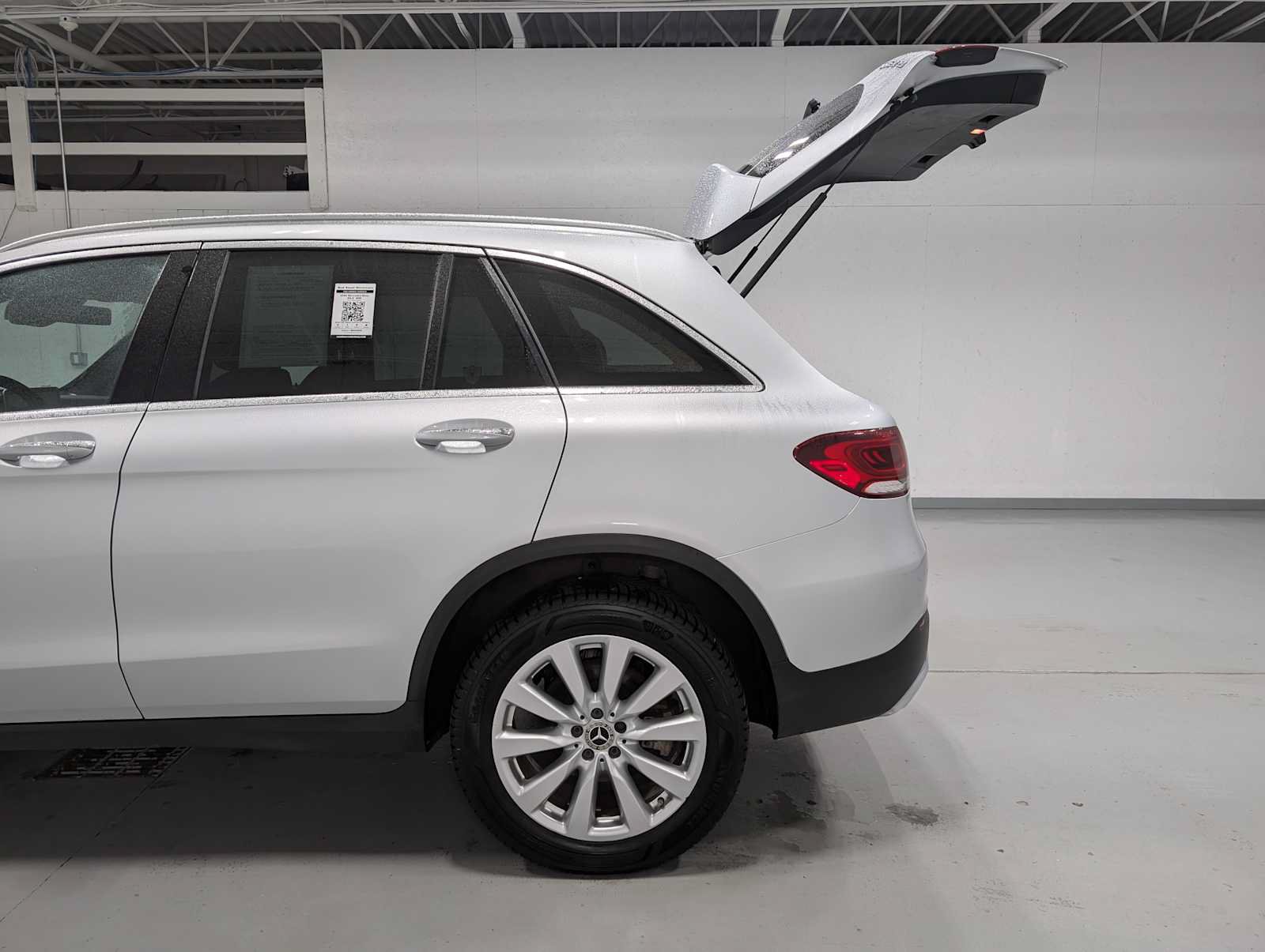 Certified 2020 Mercedes-Benz GLC 300 4MATIC image 11