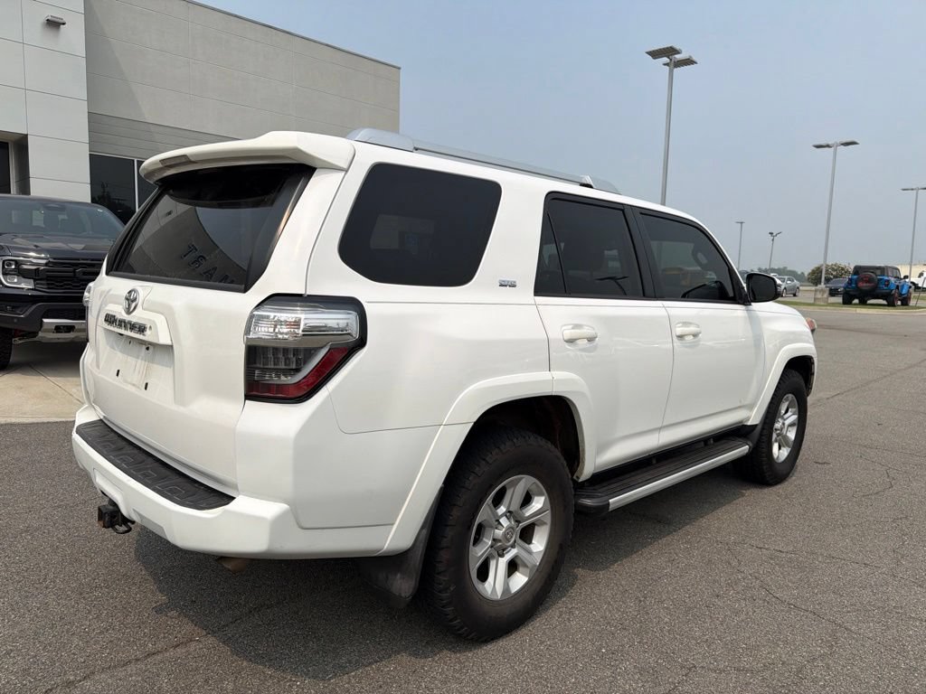 Used 2016 Toyota 4Runner SR5 Premium AWD/4WD image 8