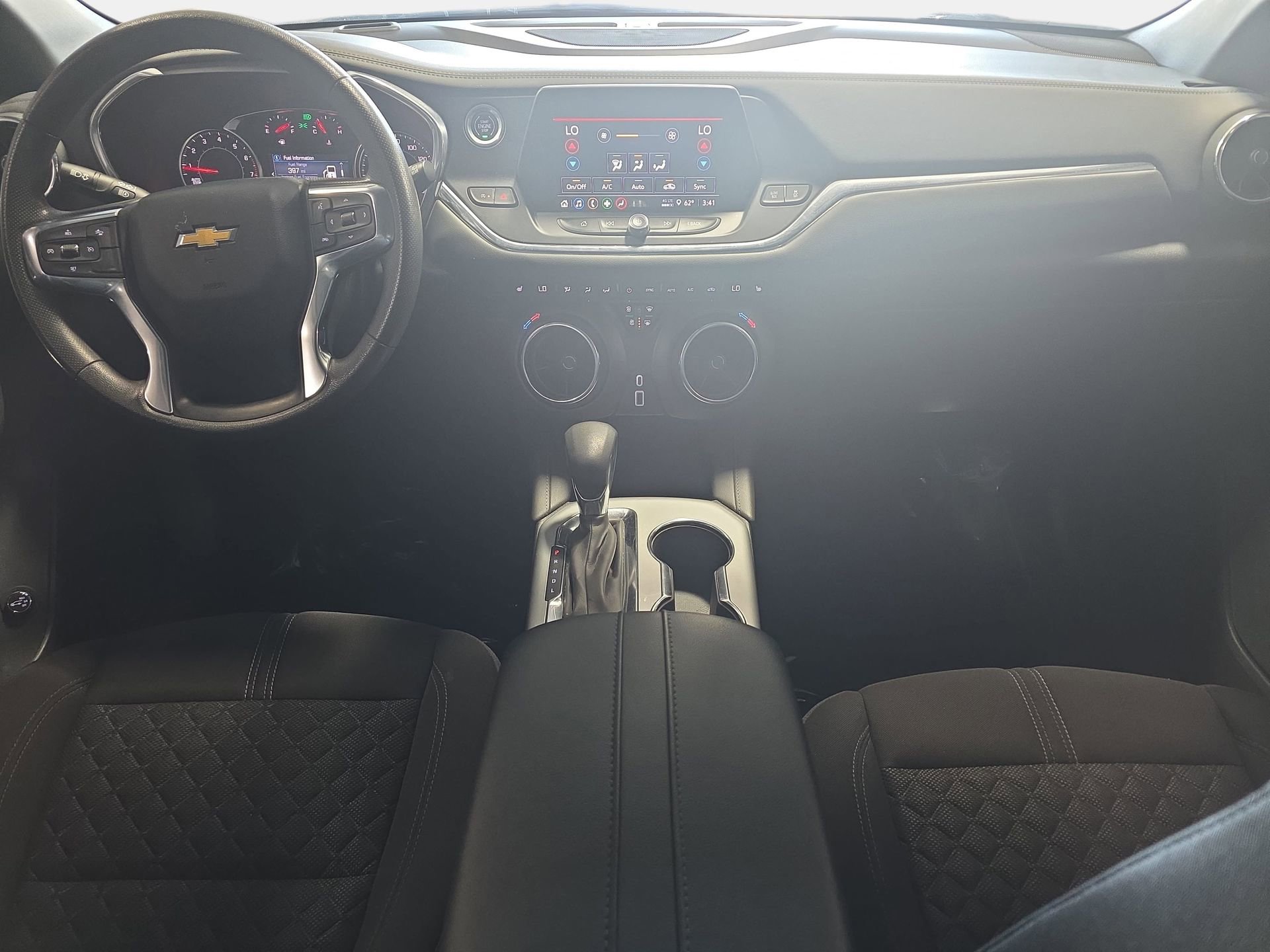 Used 2022 Chevrolet Blazer LT image 9