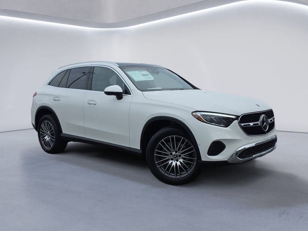 New 2026 Mercedes-Benz GLC 300 4MATIC image 2