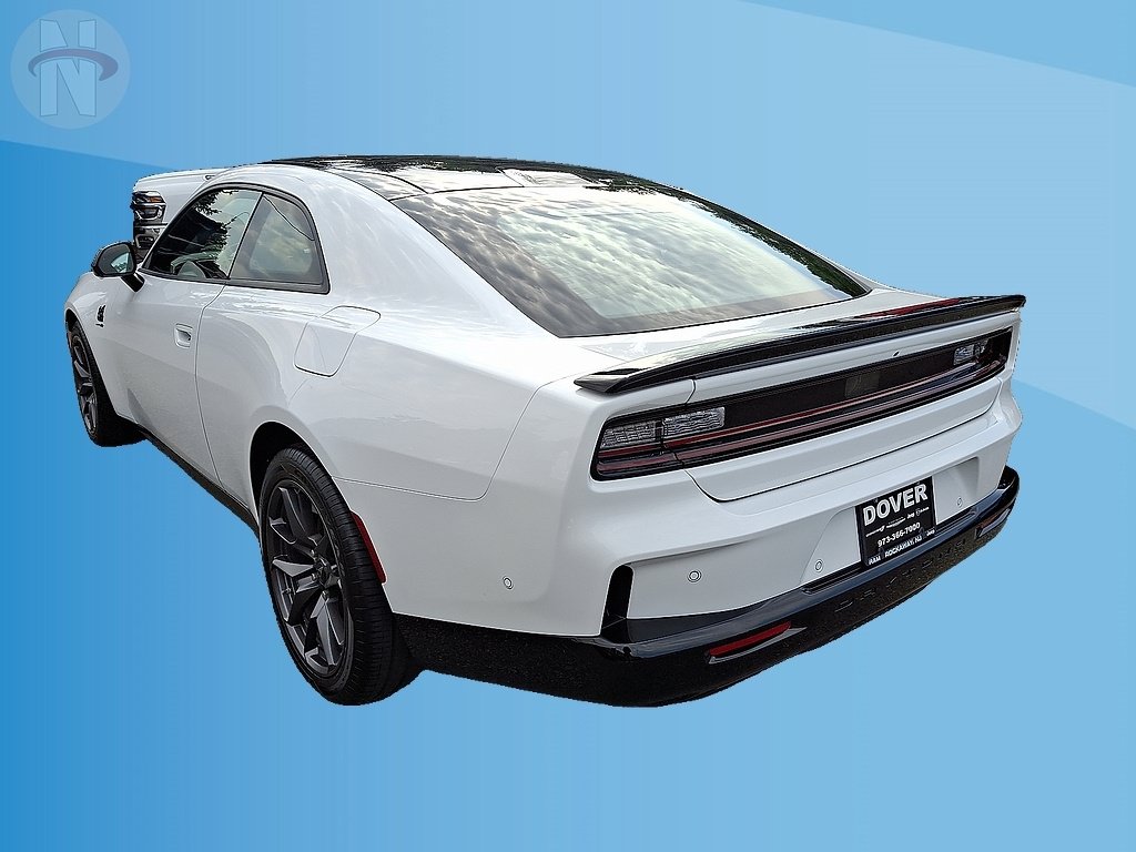 Used 2024 Dodge Charger Daytona Scat Pack w/ Plus Group AWD/4WD image 14