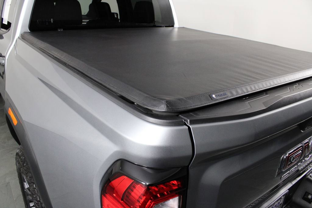 Used 2023 GMC Canyon Elevation image 15