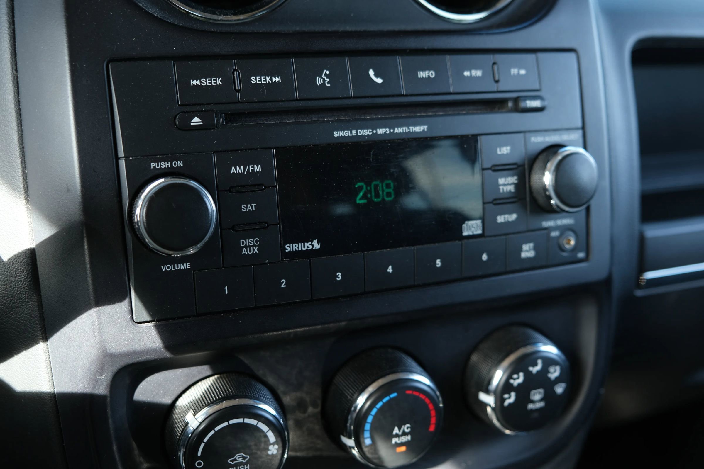 Used 2016 Jeep Patriot Sport w/ Power Value Group image 26