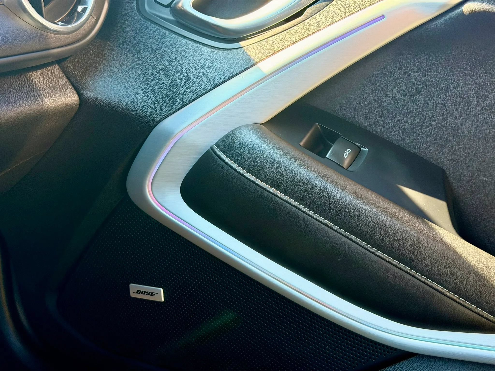 Used 2019 Chevrolet Camaro SS RWD image 31