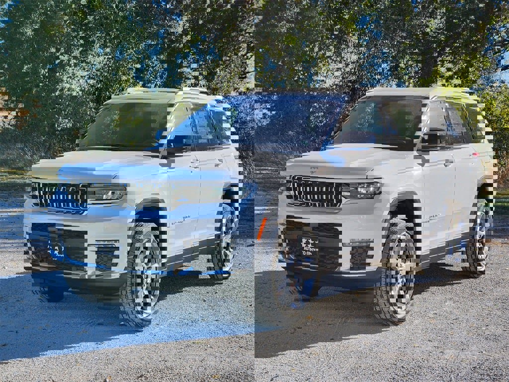 New 2025 Jeep Grand Cherokee L Limited w/ Luxury Tech Group II video 2