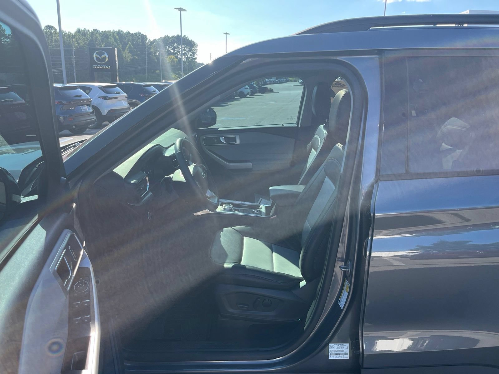 Used 2024 Ford Explorer XLT w/ Equipment Group 202A AWD/4WD image 29