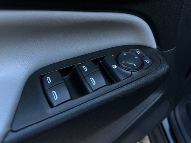 Used 2023 Chevrolet Equinox LS w/ Midnight Edition image 13