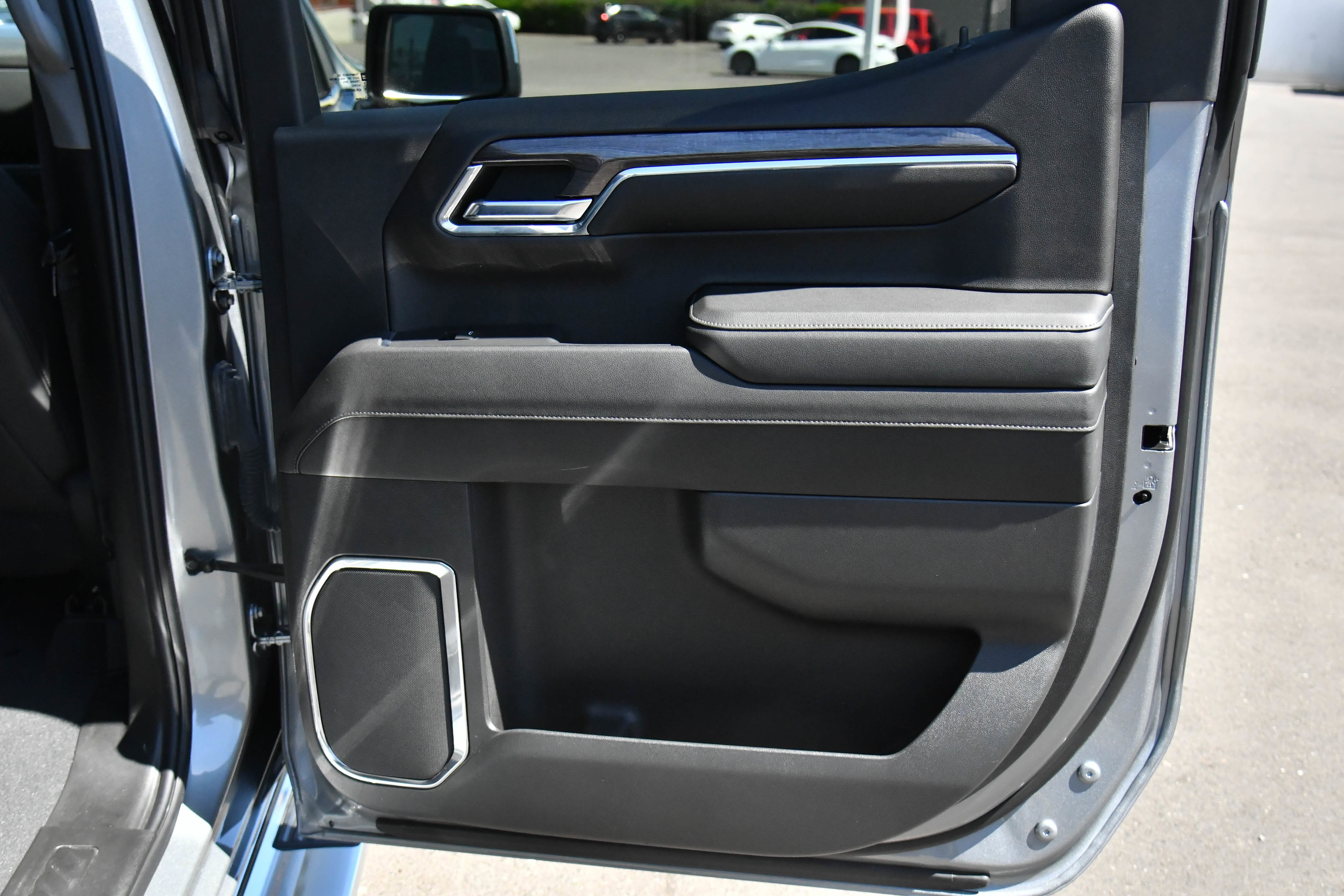 Used 2024 Chevrolet Silverado 1500 LTZ w/ Technology Package AWD/4WD image 55