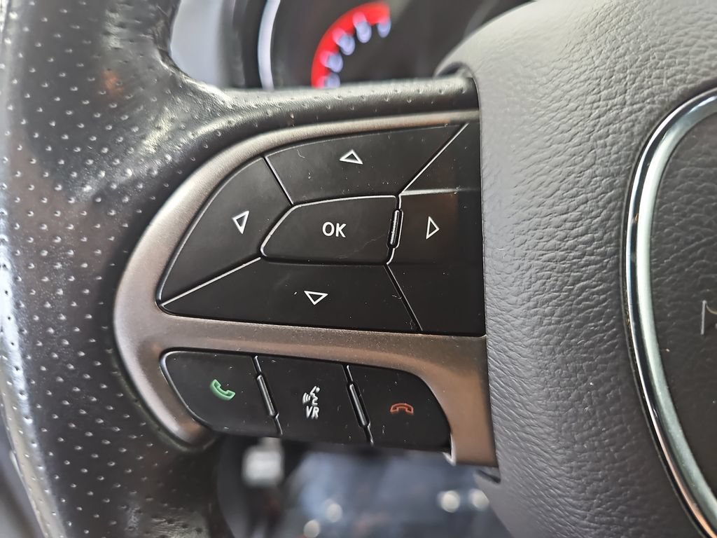Used 2023 Dodge Durango SXT RWD image 16