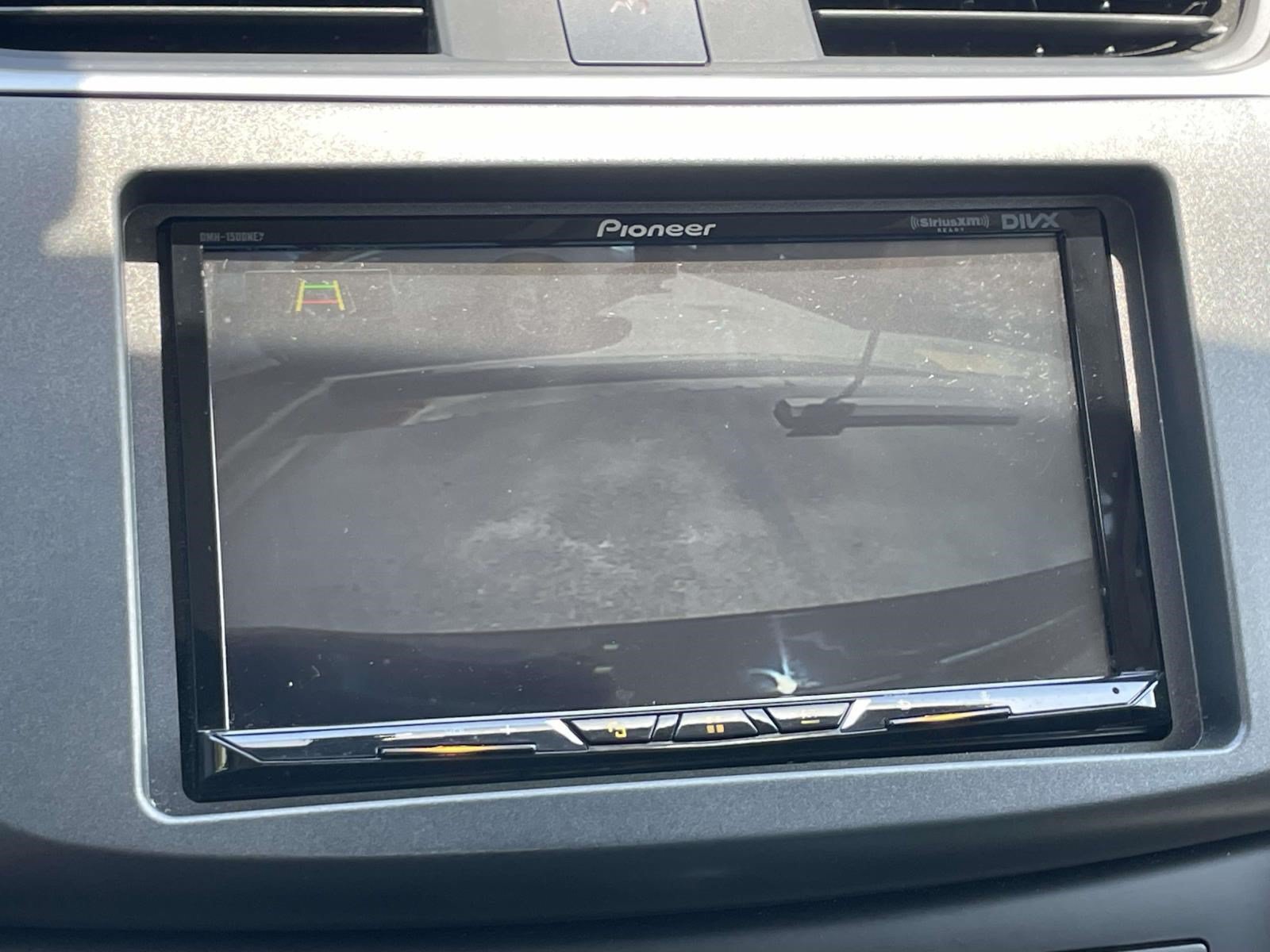 Used 2018 Nissan Sentra SR w/ Technology Package FWD image 27