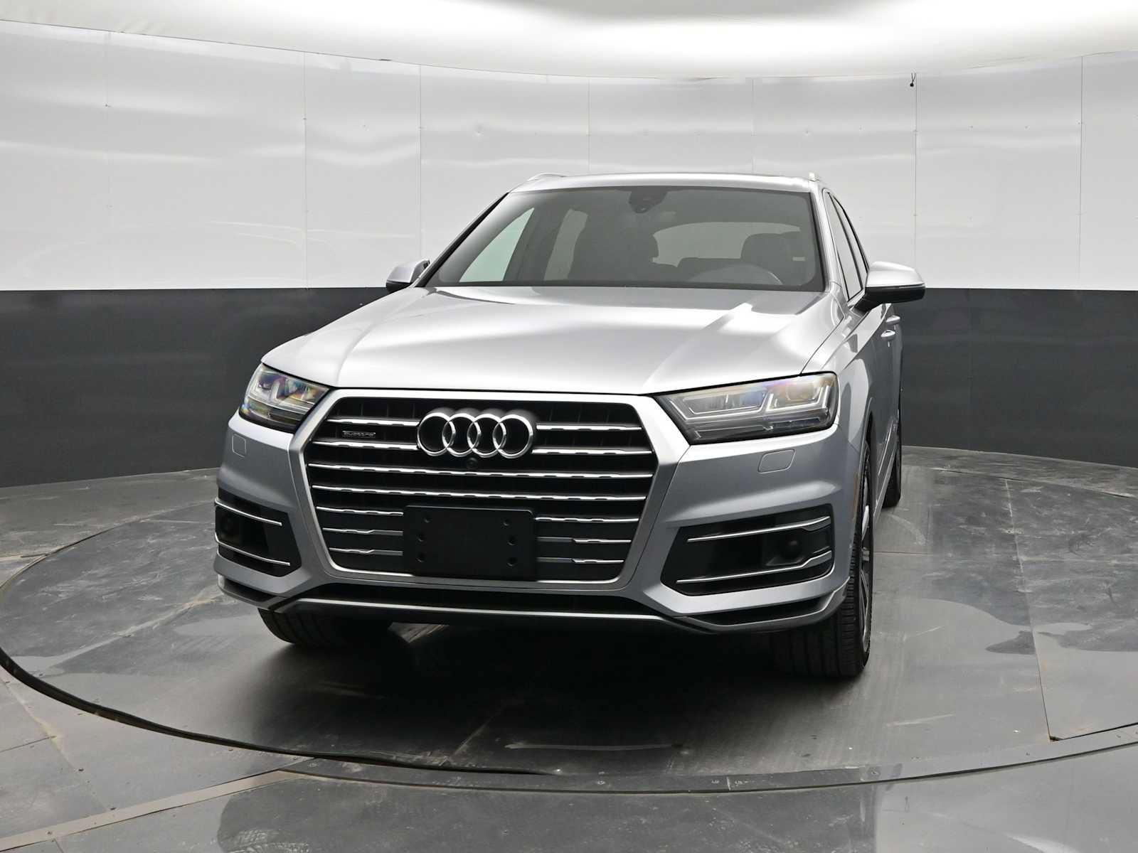 Used 2019 Audi Q7 3.0T Premium Plus w/ Premium Plus Package AWD/4WD image 3