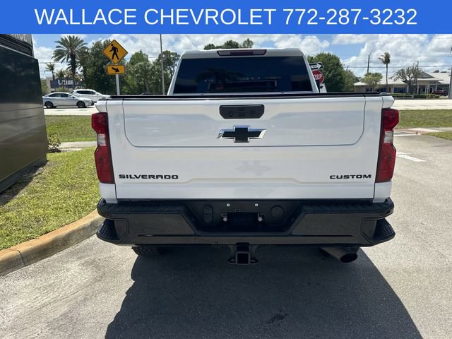 Used 2022 Chevrolet Silverado 2500 Custom w/ Custom Value Package AWD/4WD image 8