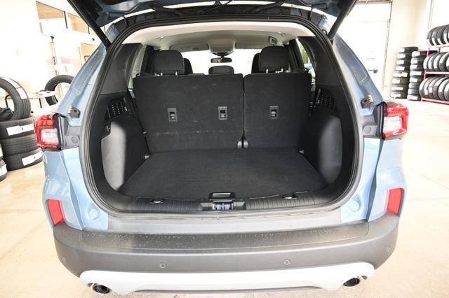 Used 2023 Ford Escape Active w/ Tech Pack #2 AWD/4WD image 29