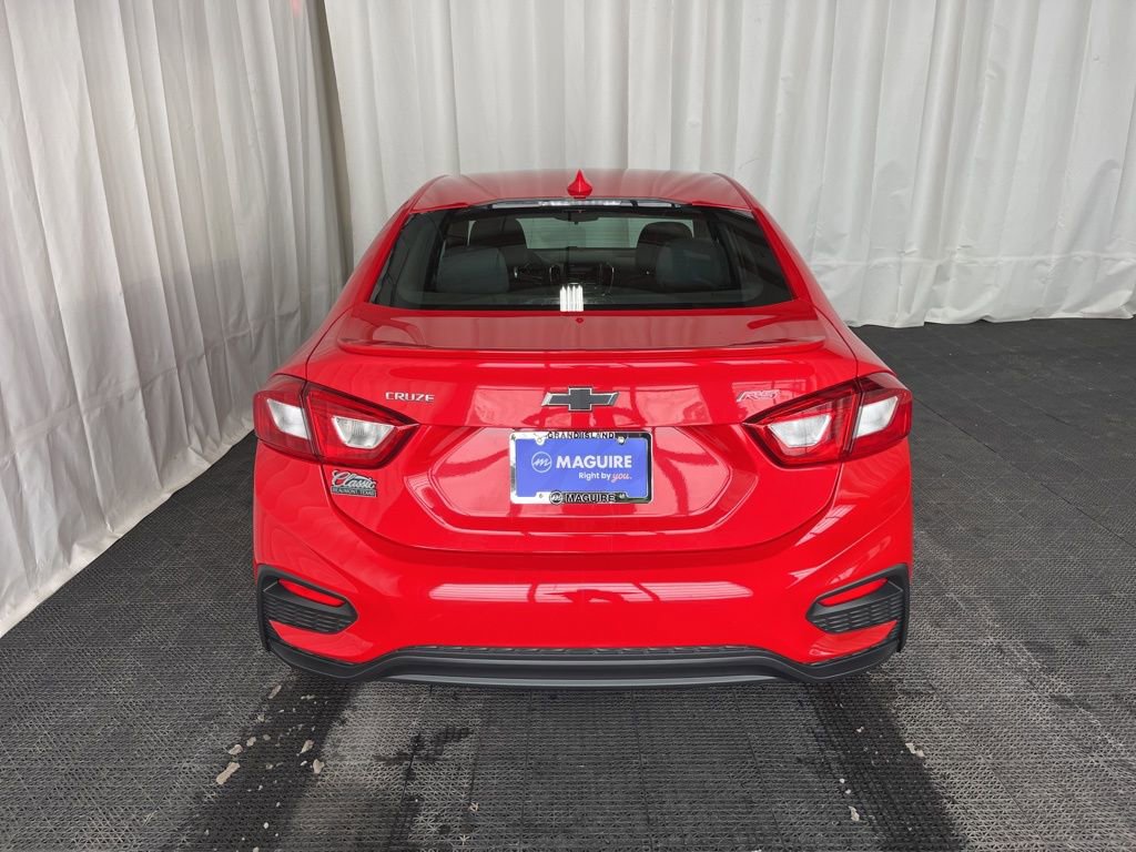 Used 2019 Chevrolet Cruze LT w/ RS Package image 27
