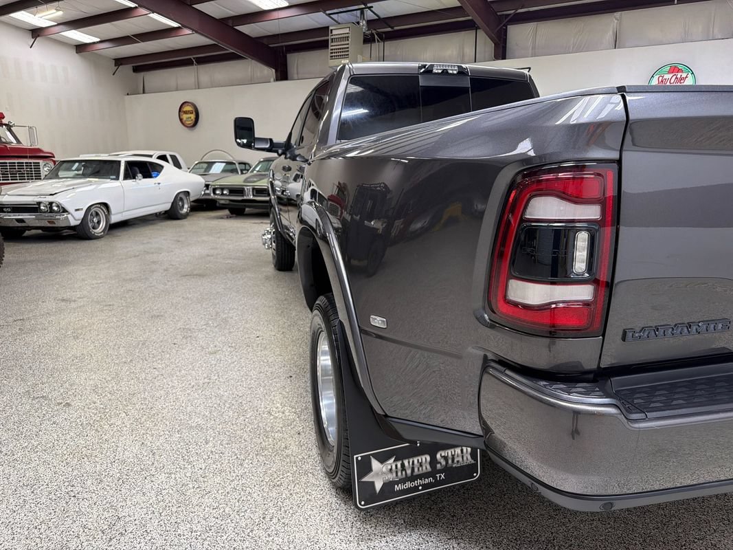 Used 2022 RAM 3500 Laramie w/ Night Edition AWD/4WD image 15