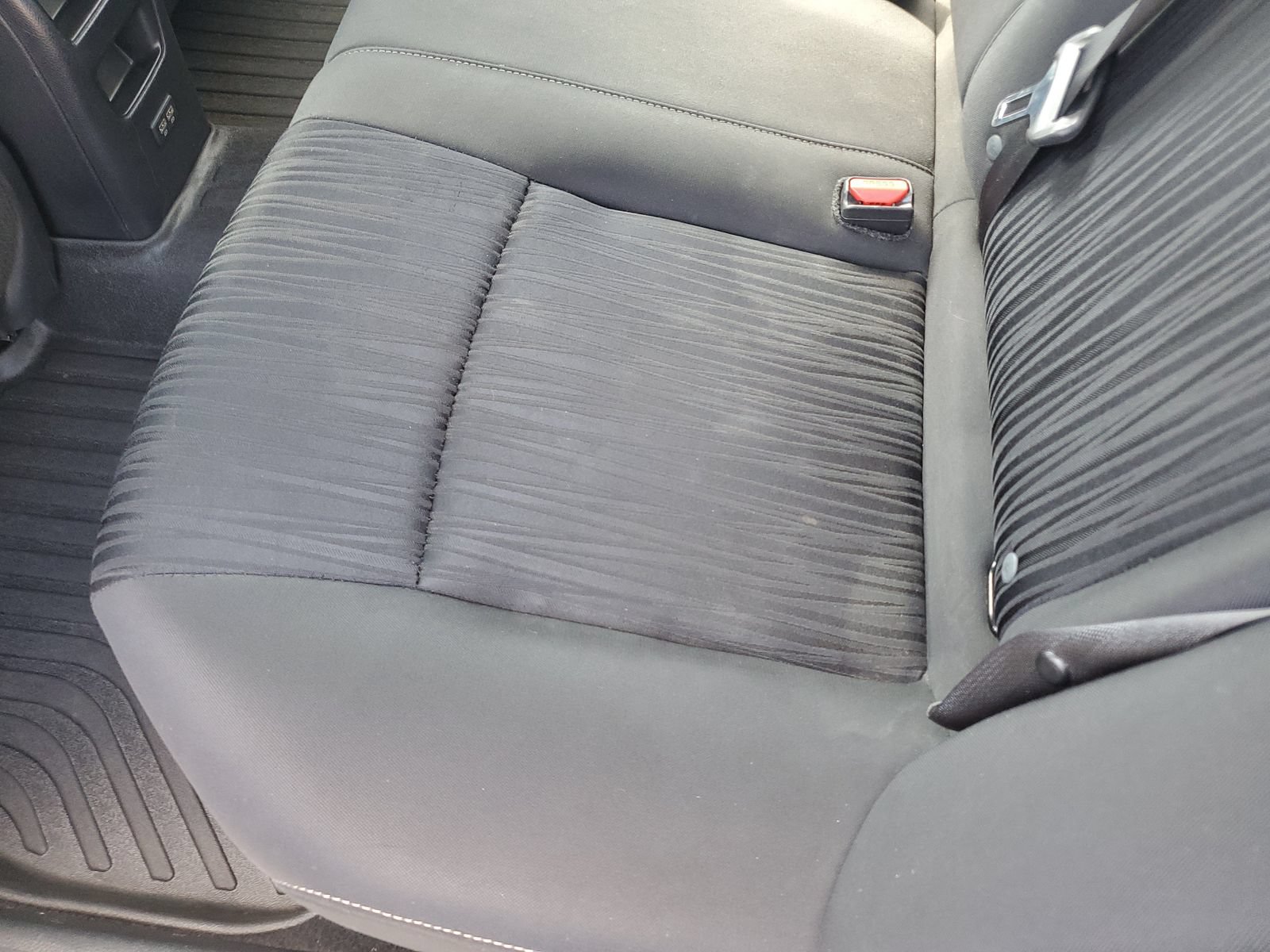 Used 2019 Nissan Sentra SV FWD image 15