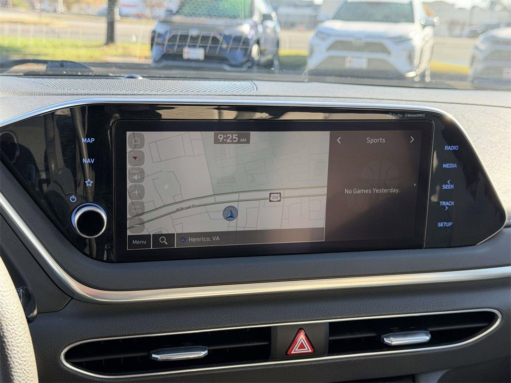 Used 2023 Hyundai Sonata SEL w/ Preferred Accessory Package image 3