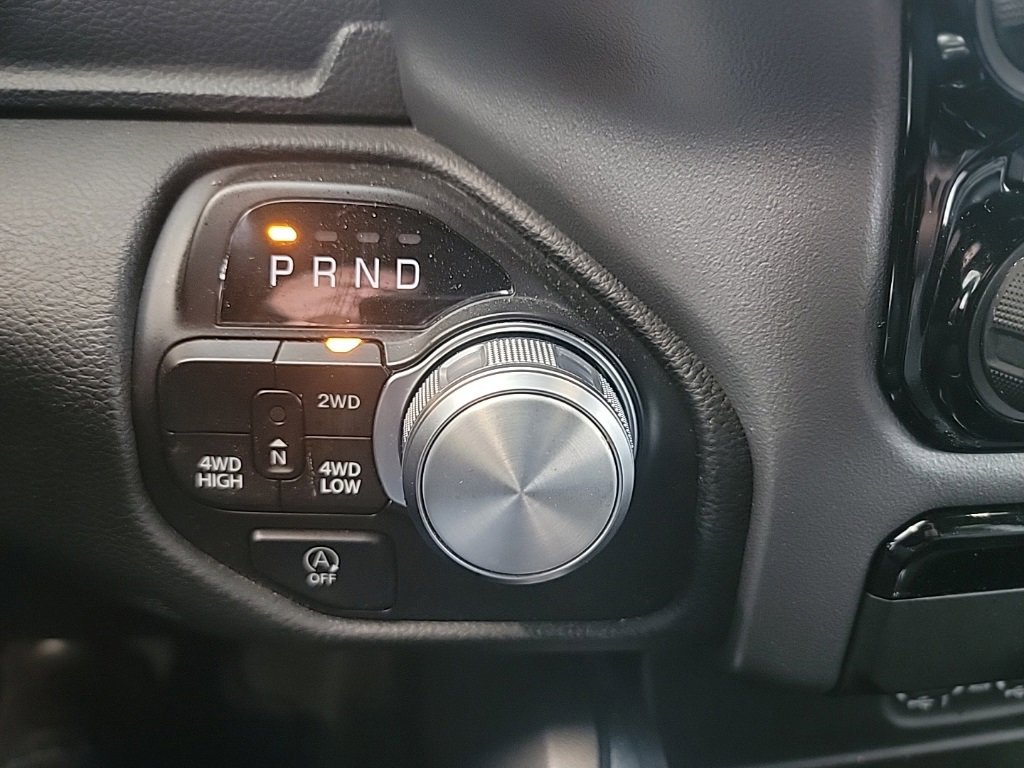 Used 2024 RAM 1500 Laramie image 18