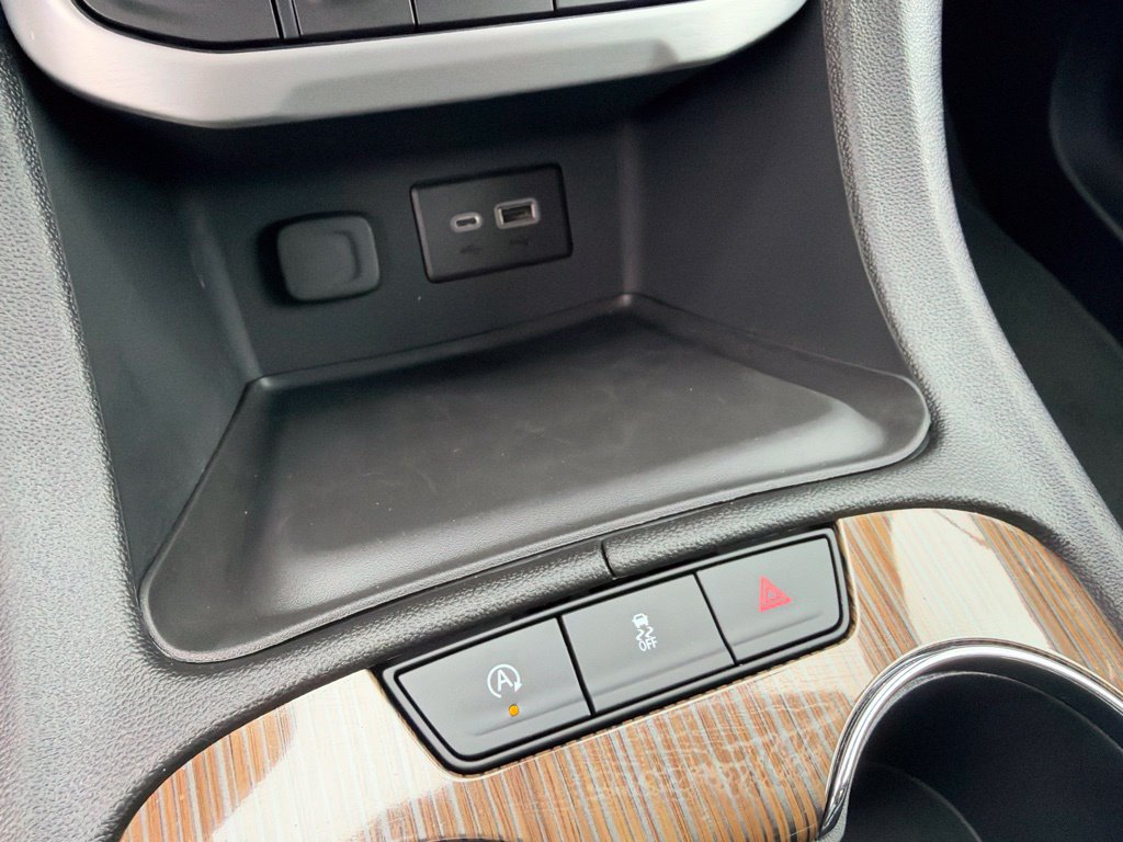 Certified 2023 GMC Acadia SLE w/ Driver Convenience Package FWD image 32