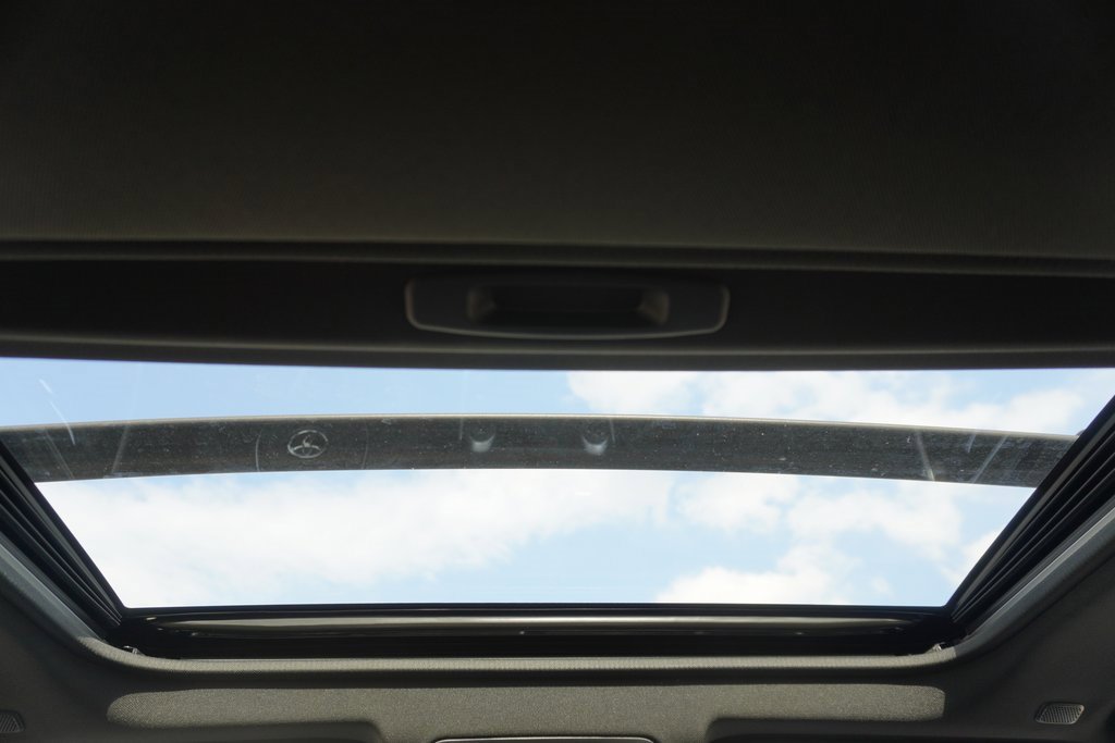 Used 2025 Toyota RAV4 XSE image 18