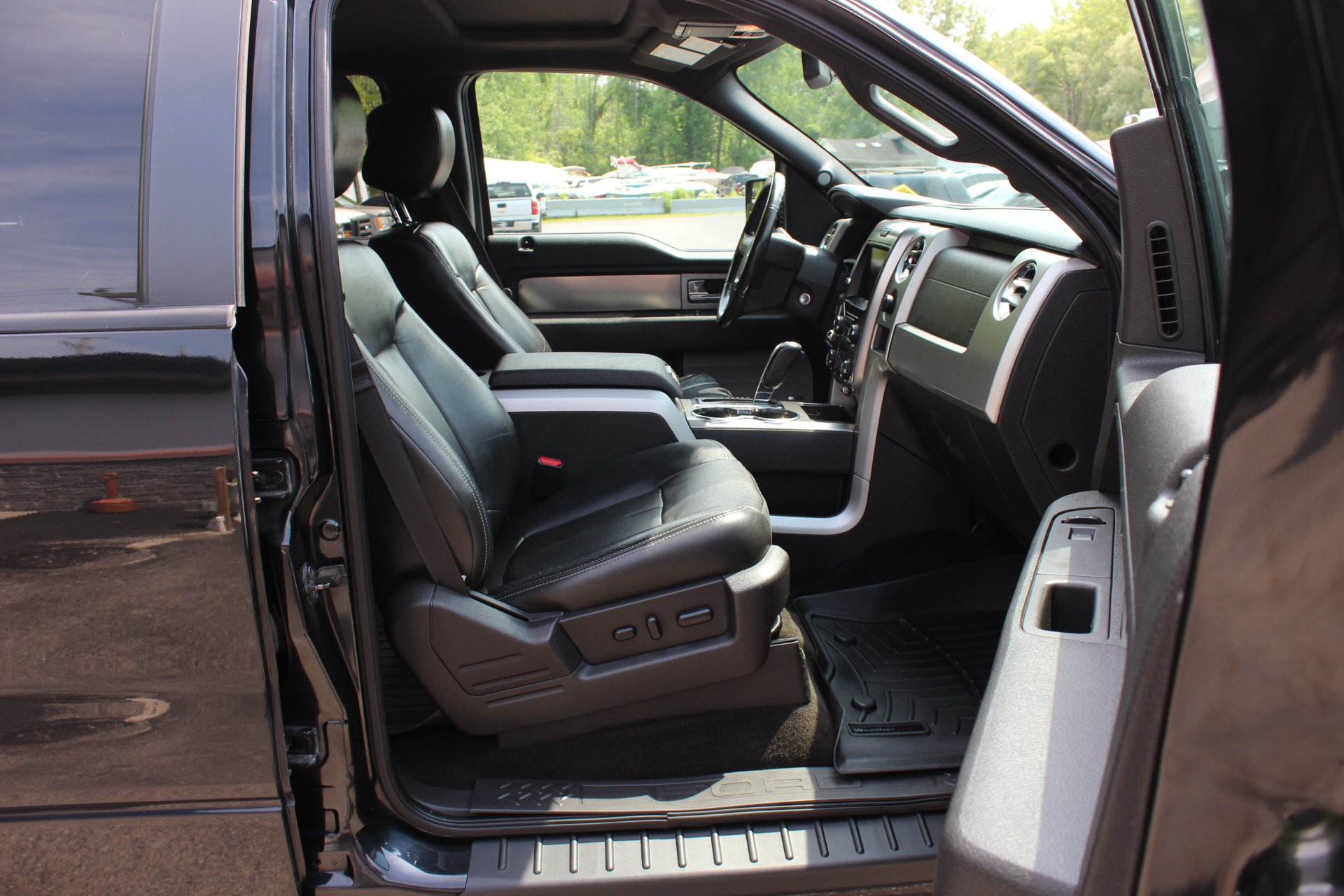Used 2013 Ford F150 FX4 w/ Luxury Equipment Group AWD/4WD image 37