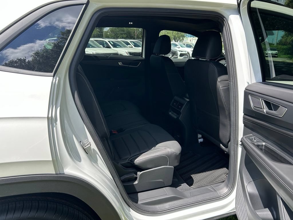 New 2026 Volkswagen Atlas Cross Sport SEL R-Line AWD/4WD image 37